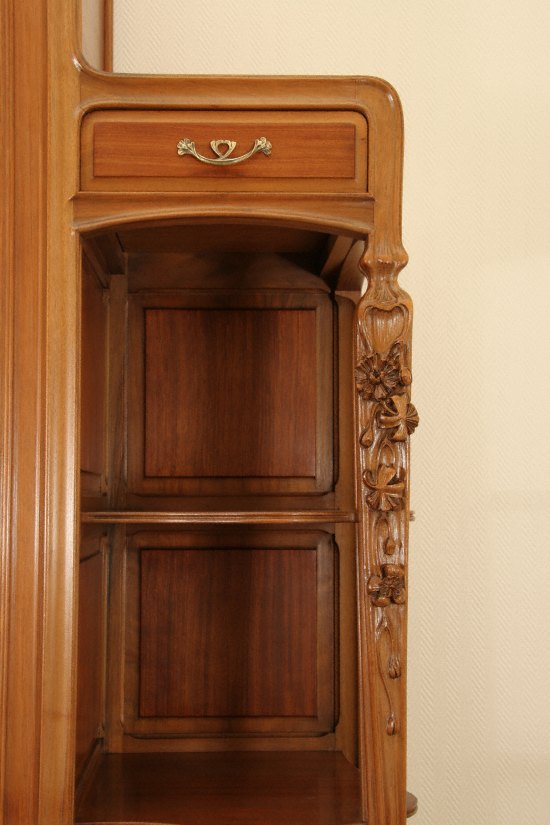 vitrine majorelle lateral droit_1